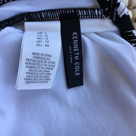 Kenneth Cole One Piece Geometric Swimsuit Size L - Picture 7 of 8